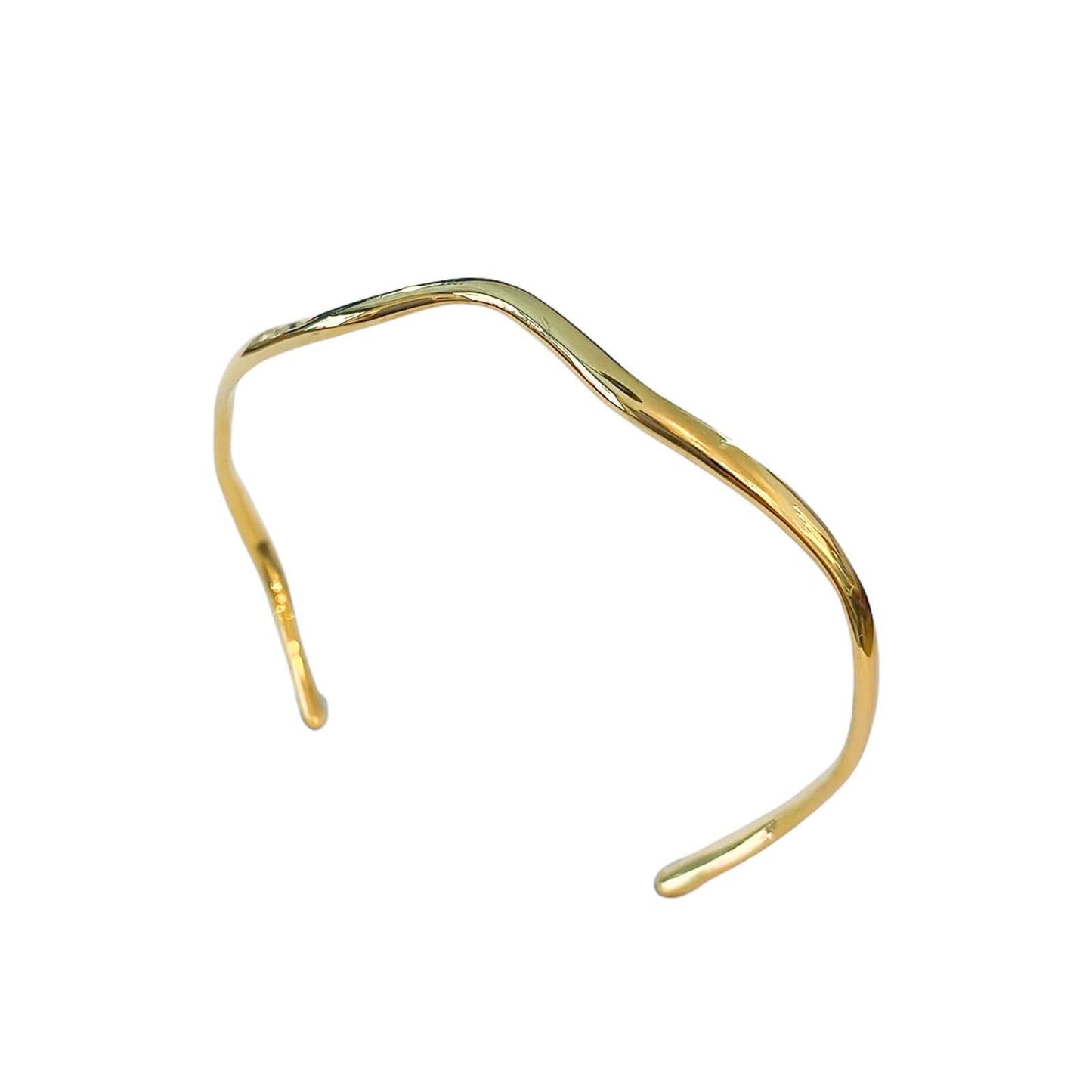 Curves gold plated silver bracelet, side view.