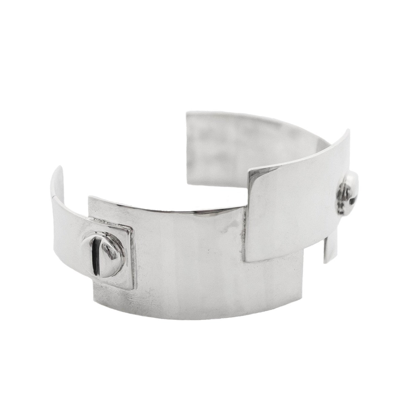 Plate 925 sterling silver bracelet, side view.