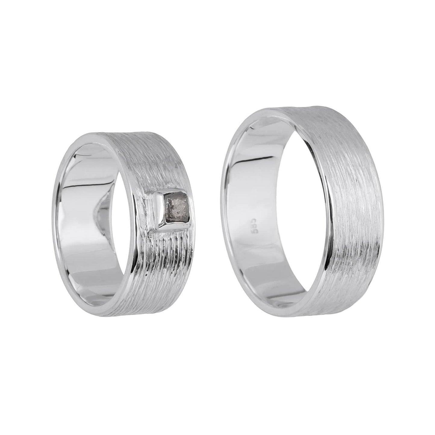 Structure Wedding 14 kt white gold ring, side view.