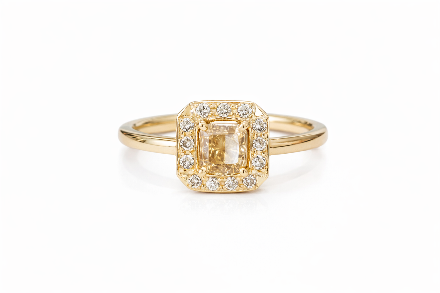 Champagne Dream 14 kt guld rung med hvide diamanter