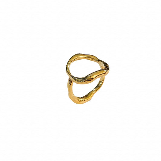 Curves Big gold plated silver ring, top view.