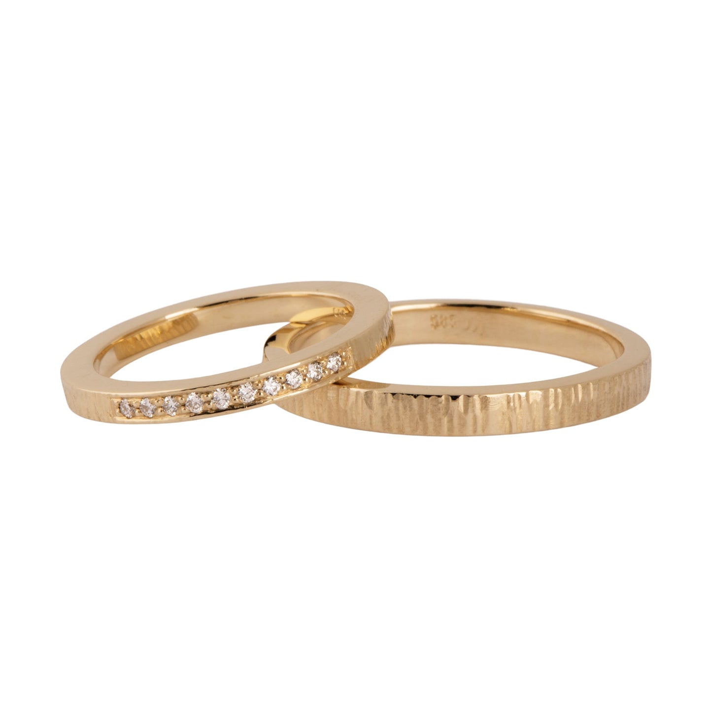 Raw Pave Wedding ring i 14 kt guld, forfra.