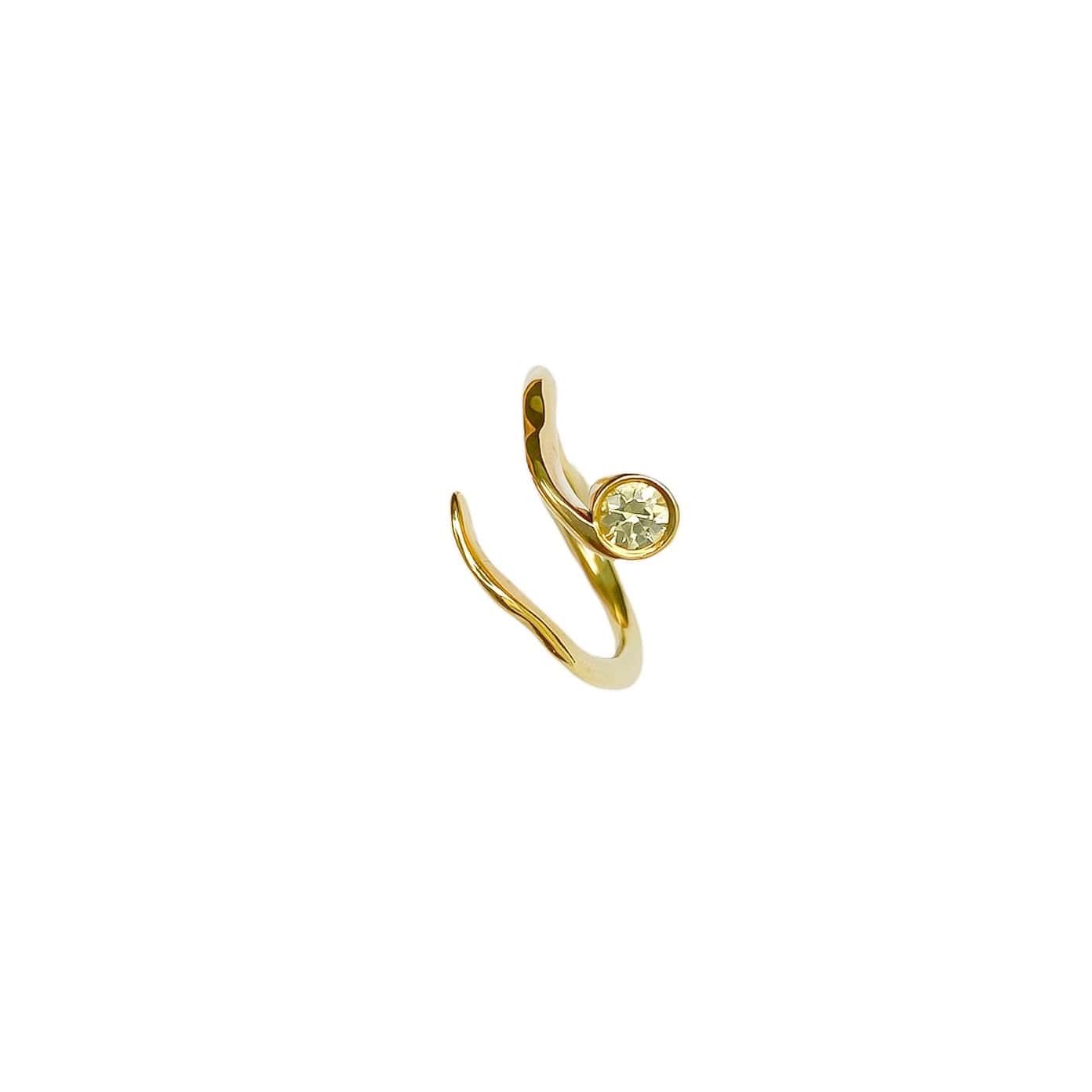 Simone Noa Spirulina gold plated silver sapphire ring, top view.