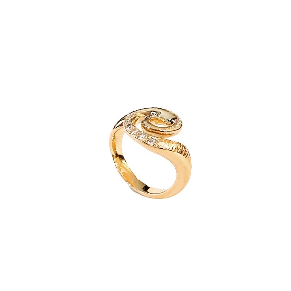 Surrea 14 kt gold diamond ring, left side view.